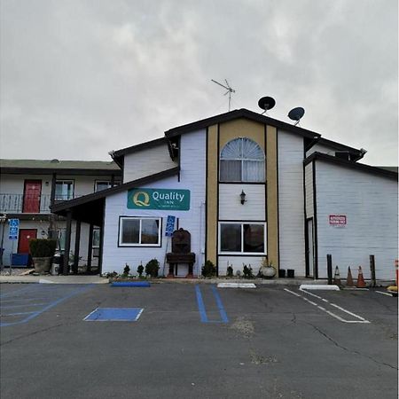 Hotel Avenida Victorville I 15 Exteriör bild