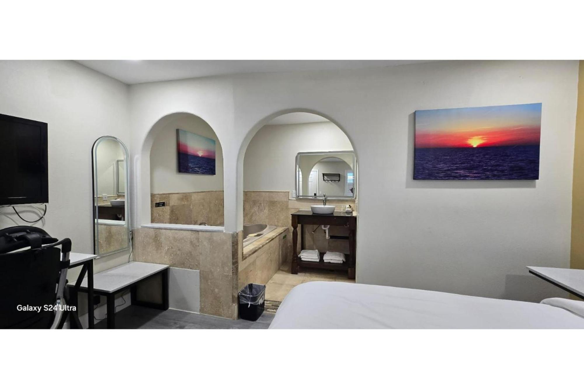 Hotel Avenida Victorville I 15 Exteriör bild